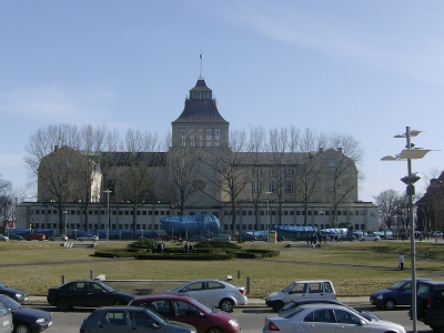 Farbfoto: Das Meeresmuseum in Stettin im März des Jahres 2012. Fotograf: R.I.